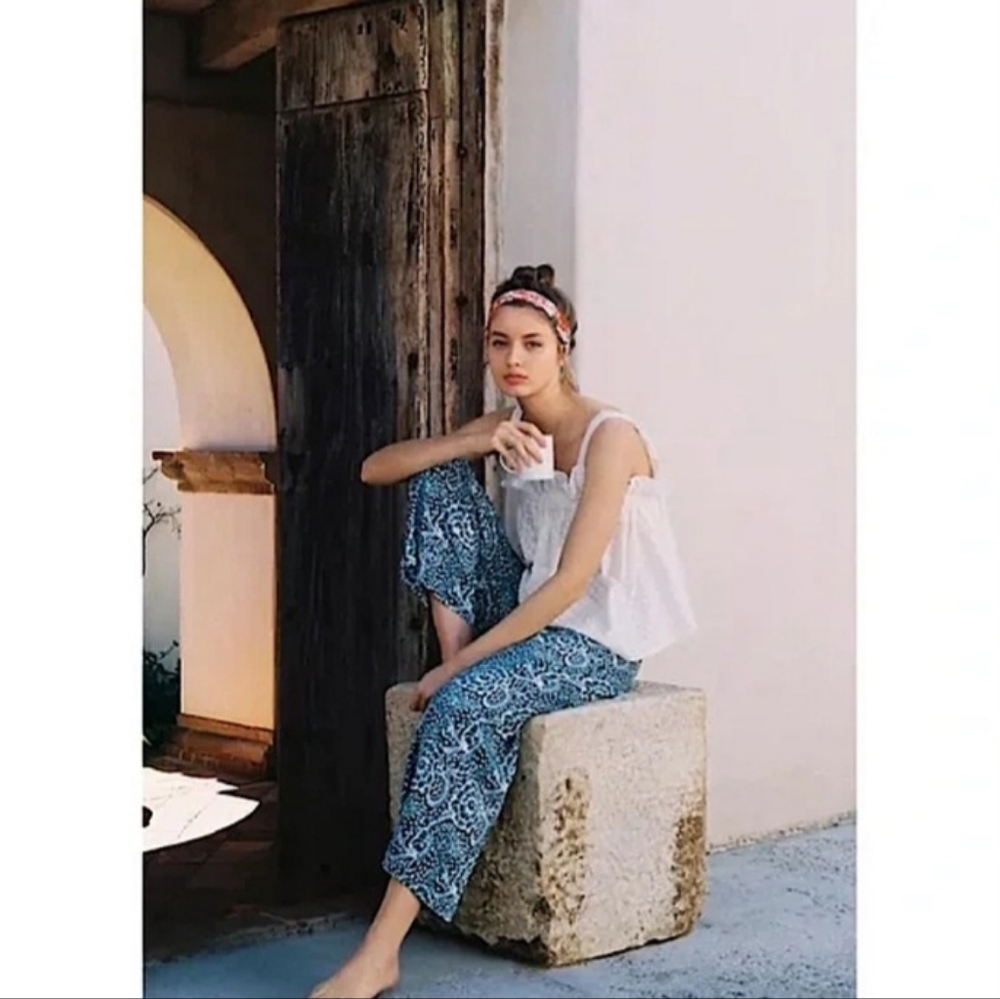 Anthropologie Maeve Pull On Flowy Paisley Print Pants Size Small Teal Green
